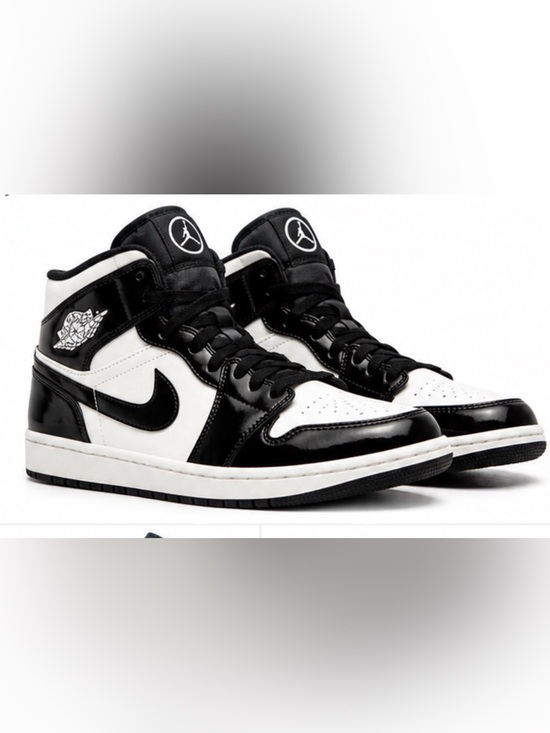 Jordan Other - Nike Air Jordan 1 Retro High OG Black & White